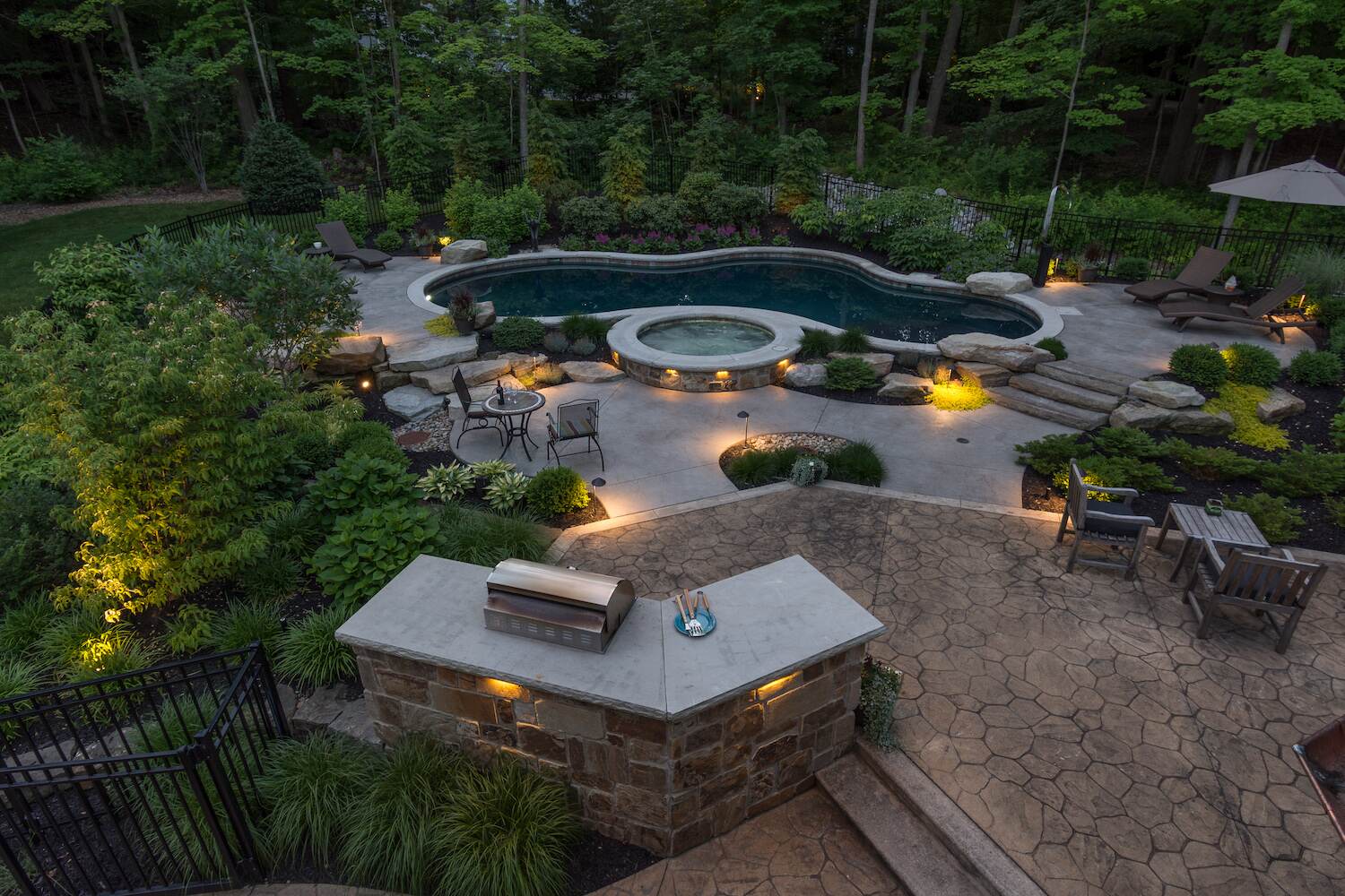 Architectural outdoor lighting installation in Beachwood, OH