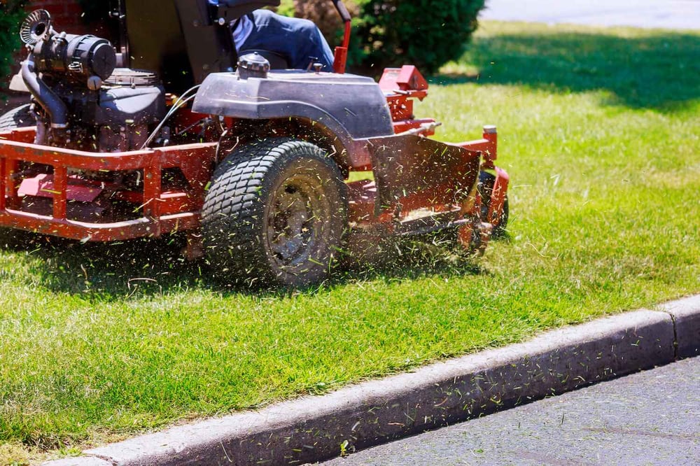 Professional lawn mowing service in Auburn Township, OH