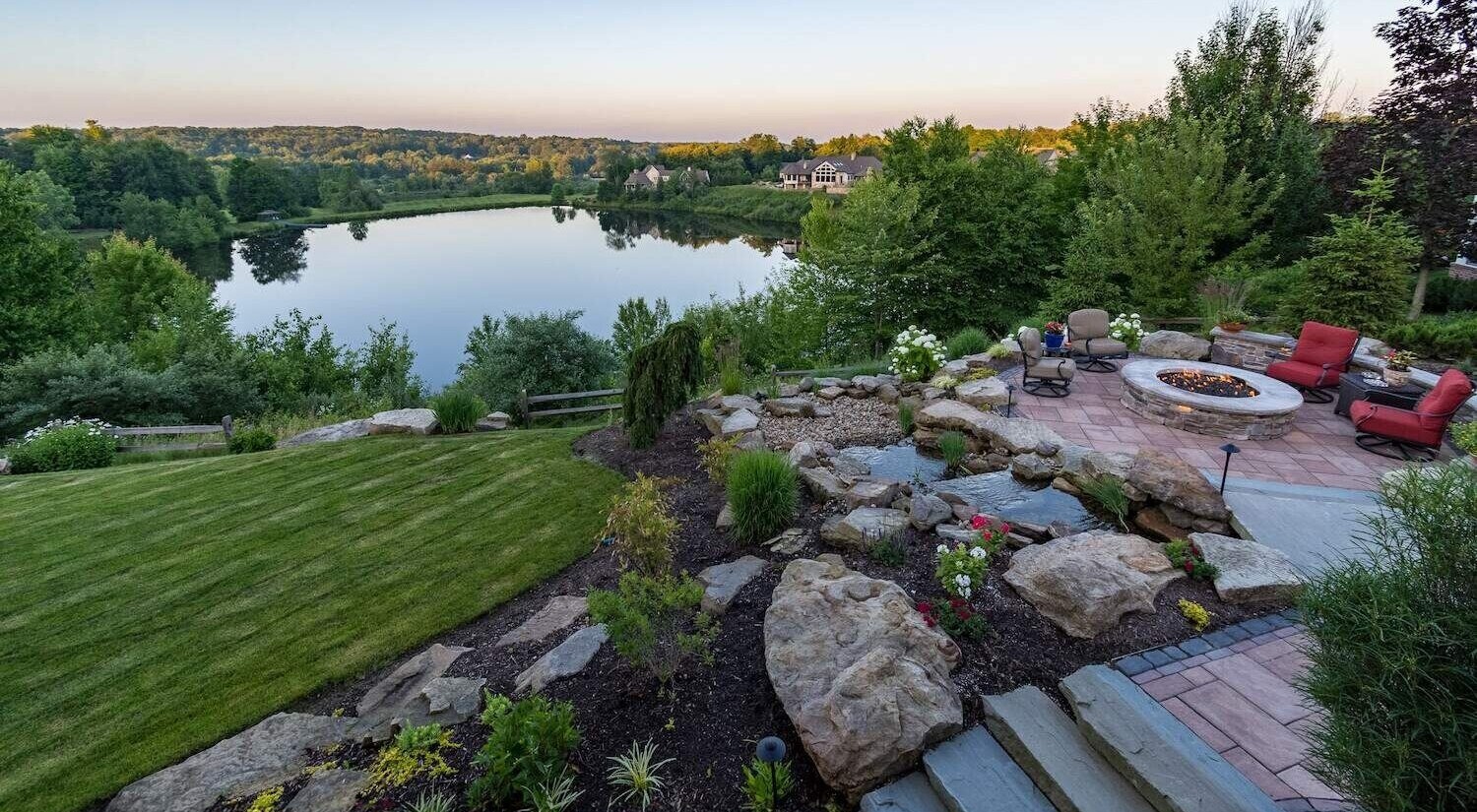 Fire Pit and Paver Patio Novelty, OH-1